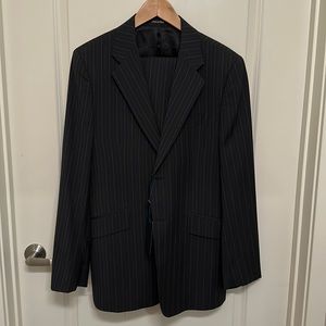 Paul Smith PS black stripe wool suit in size (40) blazer (32w) slack